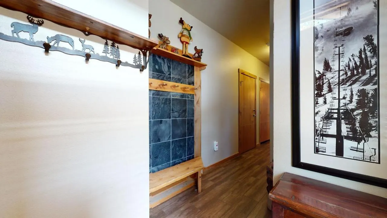Solstice 11 Amazing Location On Golf Course, Heated Garage, Private Washer Dryer Condo Mammoth Lakes 0*,