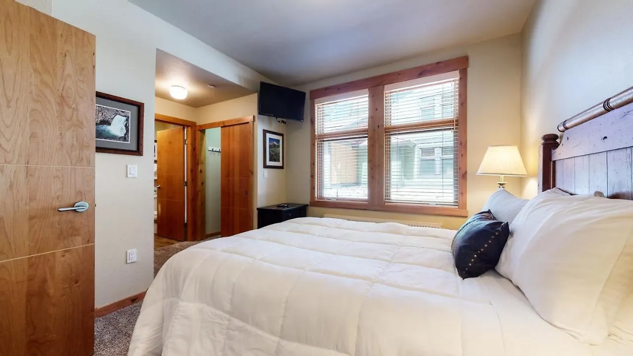 Solstice 11 Amazing Location On Golf Course, Heated Garage, Private Washer Dryer Condo Mammoth Lakes 0*,  United States