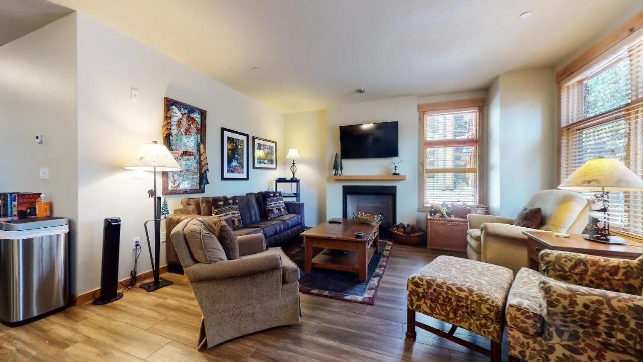 Solstice 11 Amazing Location On Golf Course, Heated Garage, Private Washer Dryer Condo Mammoth Lakes