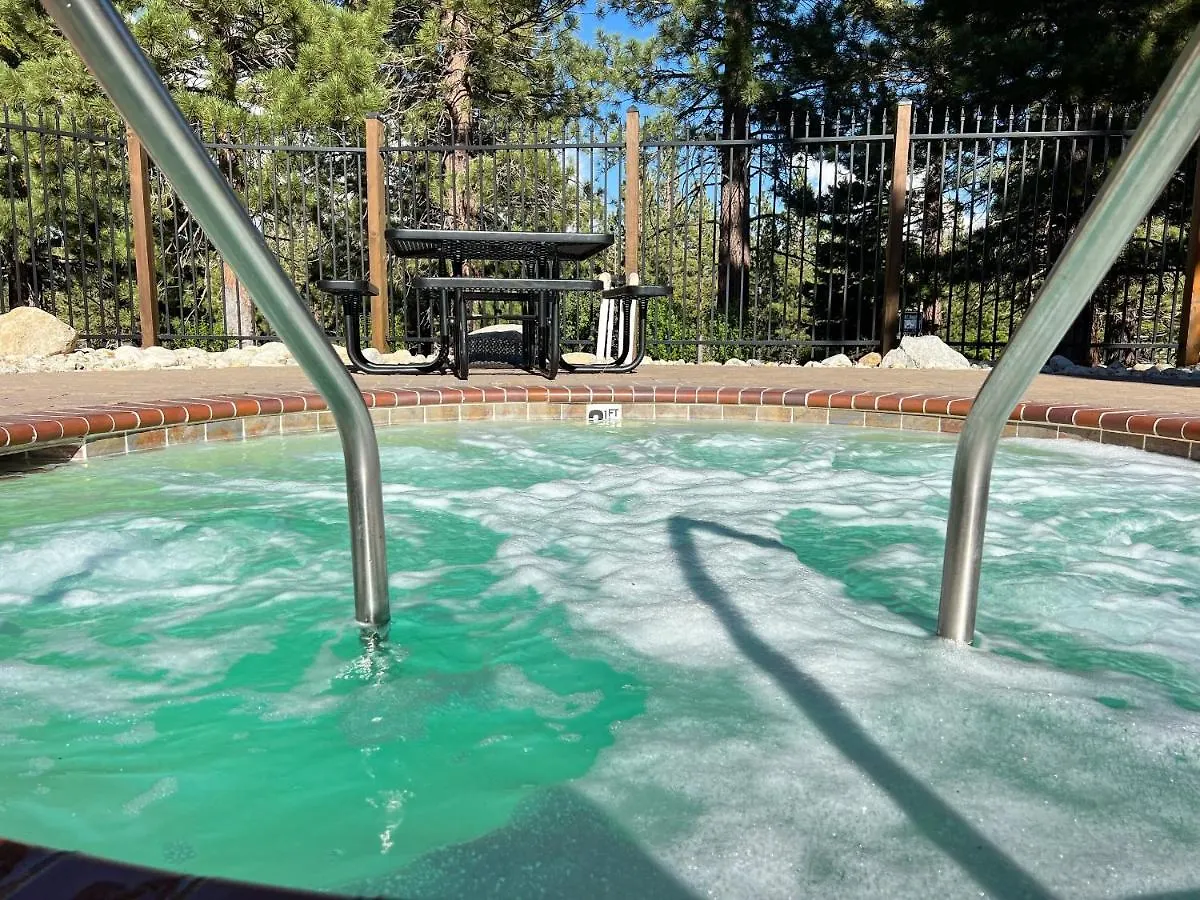 Solstice 11 Amazing Location On Golf Course, Heated Garage, Private Washer Dryer Condo Mammoth Lakes United States
