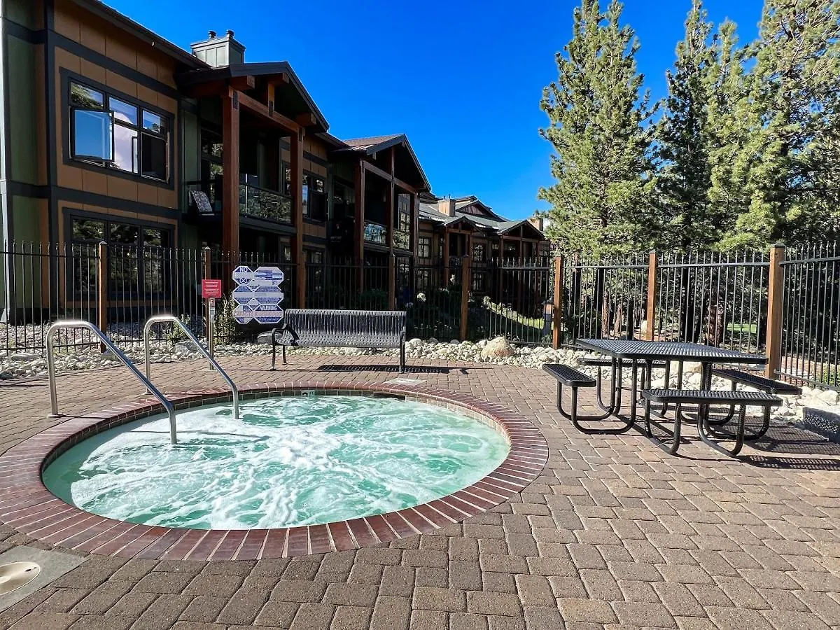 Solstice 11 Amazing Location On Golf Course, Heated Garage, Private Washer Dryer Condo Mammoth Lakes United States